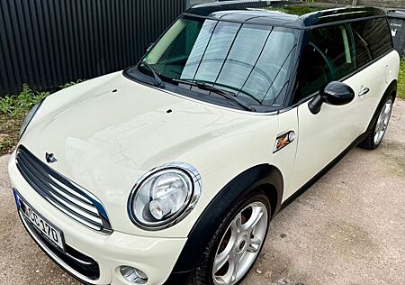 Mini Cooper D Clubman 1.6D 18 Alu-Gepflegt-Neu Tüv