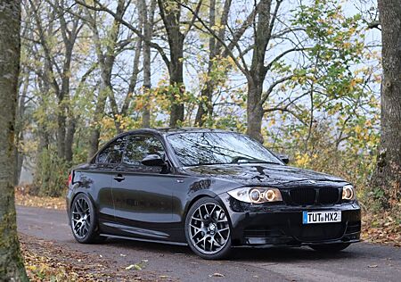 BMW 135i Coupé / N54 / Handschalter / Top Zustand !!