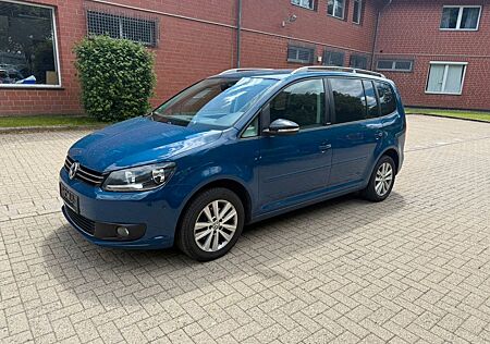 VW Touran Volkswagen Style - Parkpilot - Navi -