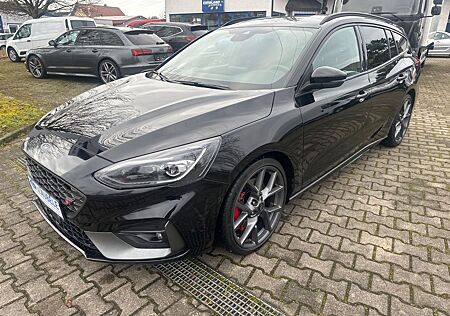 Ford Focus Turnier ST
