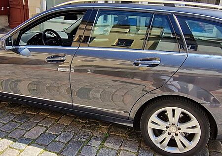 Mercedes-Benz C 180 K T BlueEFFICIENCY AVANTGARDE AVANTGARDE