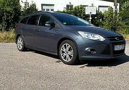 Ford Focus 1,6 Ti-VCT 77kW Titanium Turnier Titanium