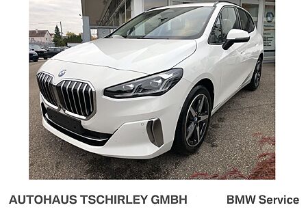 BMW 218i Active Tourer HeadUp AHK Assistenz