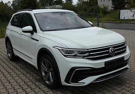 VW Tiguan Volkswagen R-Line 4Motion2.0TDI DSG Navi AHK ACC