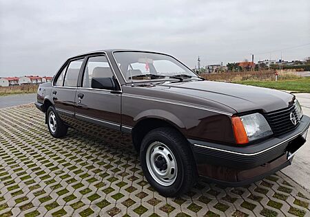 Opel Ascona 1.6 Diesel | Oldtimer | Baujahr 1984