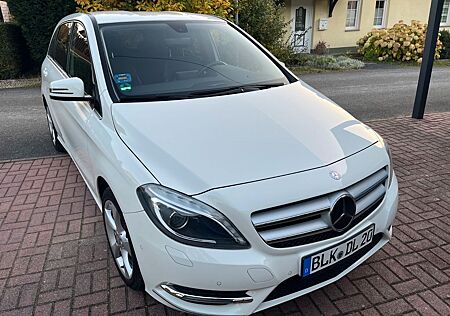 Mercedes-Benz B 200 - Unfallfrei von Privat zu verkaufen