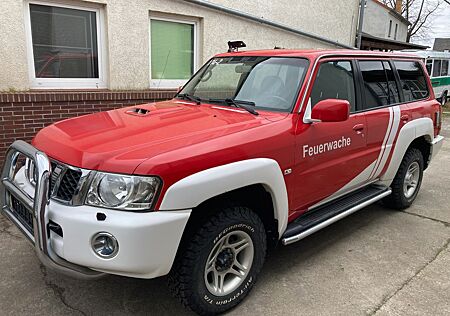 Nissan Patrol GR 3.0 SE Autom. So.KFZ Feuerwehr