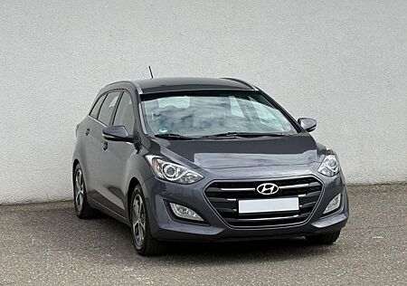 Hyundai i30 cw 1.6 CRDI Premium/SHZ/LHZ/PDC/AHK/MFL/