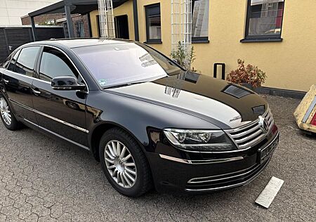VW Phaeton Volkswagen 3.0 V6 TDI 4MOTION Tiptronic 5-Sitzer -