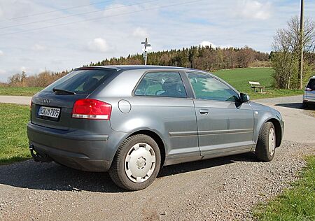 Audi A3 / techn. top / TÜV / Inspekt. neu / 140 TKM