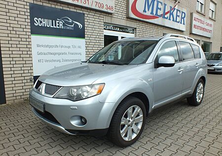 Mitsubishi Outlander 2.0 DI-D Instyle/Klimaaut/Leder/7-Sitz