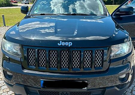 Jeep Grand Cherokee Laredo 3.0 CRD 140kW Automati...