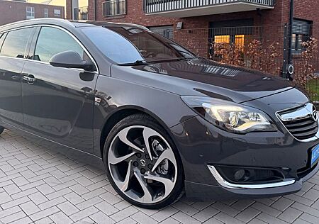 Opel Insignia 2.0 Turbo OPC 4x4 1A Historie !!