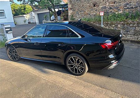 Audi A4 40 TDI S tronic quattro advanced advanced