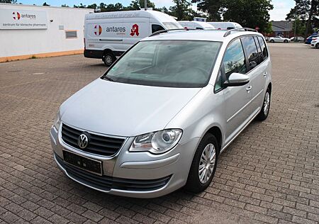 VW Touran Volkswagen Trendline Sitzplätze 7