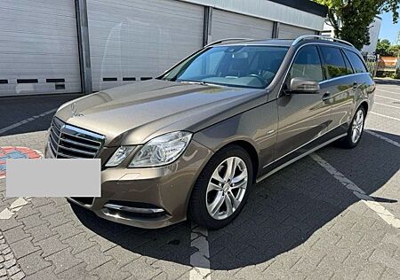 Mercedes-Benz E 220 CDI T BlueEFFICIENCY AVANTGARDE AVANTGARDE