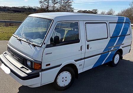 Mazda E E2000, Oldtimer, 1.HD., orig.KM 17.900, H-Zul...