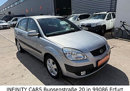 Kia Rio 1.4 EX Top