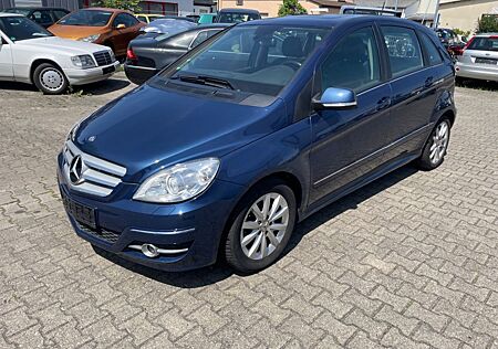 Mercedes-Benz B 200 Leder,Xenon,Navi,Automatik