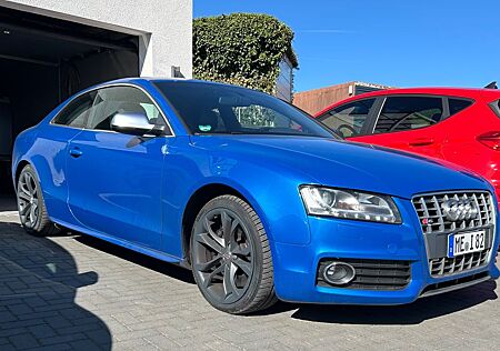 Audi S5 V8 4.2 FSI tiptronic quattro -