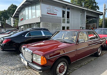 Mercedes-Benz 200 Ben W123 Limo 4 Gang Schalter Aus 2 Hand