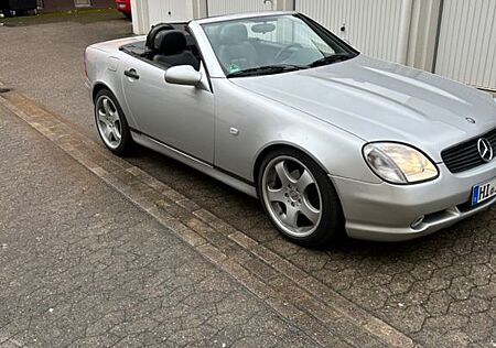 Mercedes-Benz SLK 200 Carlson