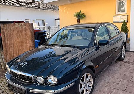 Jaguar X-Type