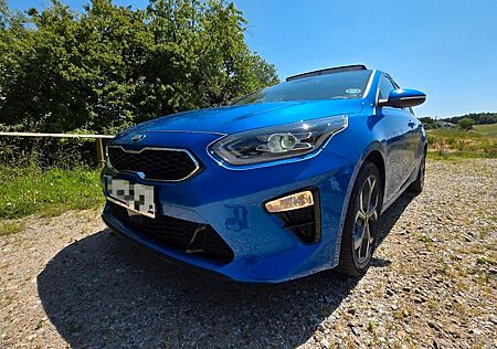 Kia Cee'd Ceed 1.4 T-GDI DCT Platinum Edition