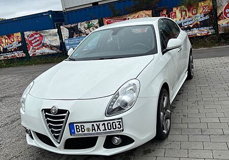 Alfa Romeo Giulietta gebraucht kaufen Alfa Romeo Giulietta 1.4 TB 16V 88 kW Super Super