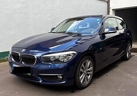 BMW 120i Sport Line Sport Line
