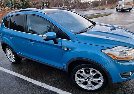 Ford Kuga 2,0 TDCi 2x4 Titanium Style Paket/PANO/Navi