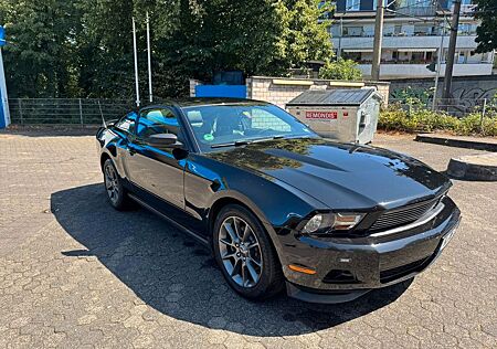 Ford Mustang (USA), Coupé