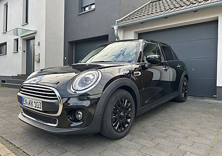 Mini ONE 5-Türer, Chili Paket, Pano., LED, Navi,