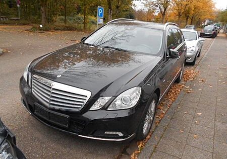 Mercedes-Benz E 350 E T-Modell CDI BlueEfficiency 4Mat