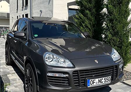 Porsche Cayenne 957 Turbo S