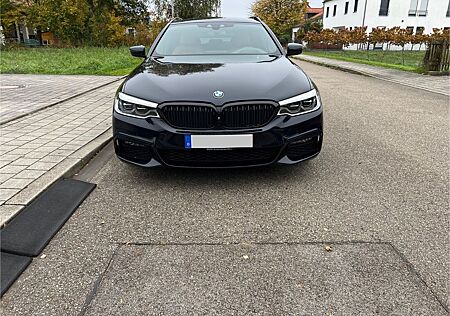 BMW 520d Touring M Sportpaket Panorama HeadUp