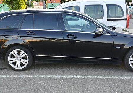 Mercedes-Benz C 220 CDI T BlueEFFICIENCY - Avantgarde