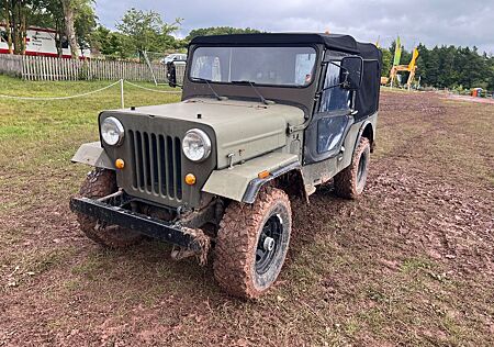 Mahindra CJ540 (Jeep Willys)