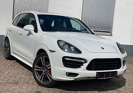 Porsche Cayenne GTS 4.8 V8 Chrono *Panorama/Luft/21"Zoll