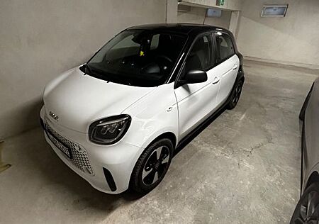 Smart ForFour 60kW EQ Batterie - Renterfahrzeug