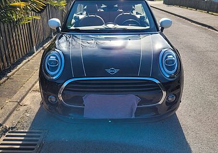 Mini Cooper Cabrio Automatik, DKG, Chili-Paket Navi