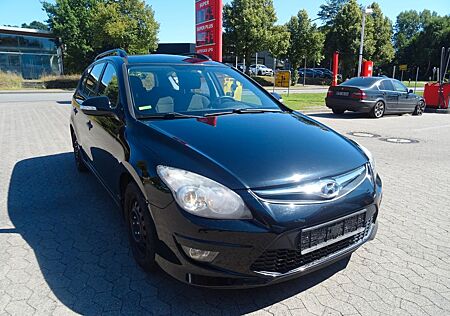 Hyundai i30 CW Edition20*TÜV 11/2025*KLIMA*SITZHEIZUNG