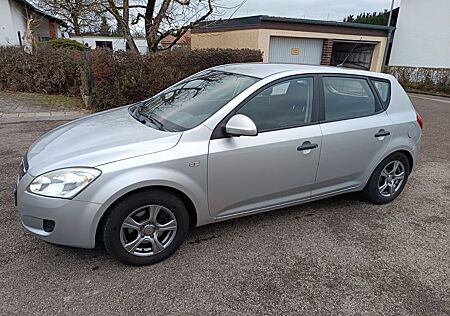 Kia Cee'd / Ceed Sporty Wagon 1.4