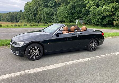 BMW 320i Cabrio -