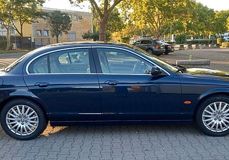Jaguar S-Type 2.7 Liter V6 Diesel Executive Executive