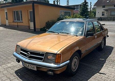 Opel Commodore 2.5 S Berlina Sechszylinder-Klassiker