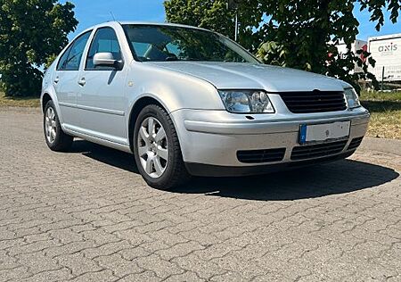 VW Bora Volkswagen 2.3 Highline Highline