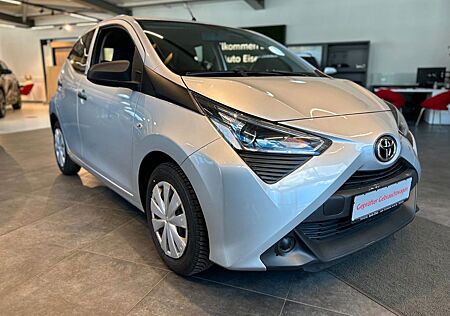 Toyota Aygo (X) Aygo play
