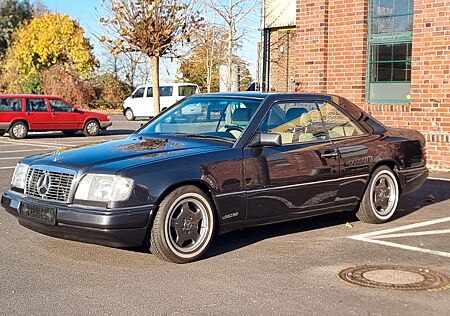 Mercedes-Benz CE 220