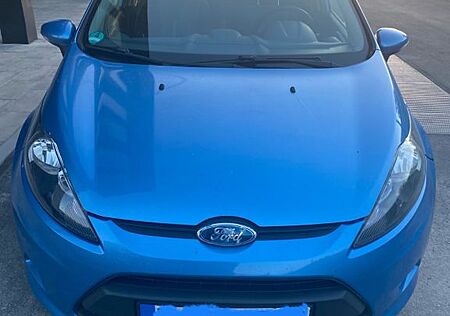Ford Fiesta 1,4 Titanium Titanium